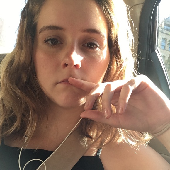 Meet your Posher, Ssonja - Picture 1 of 1